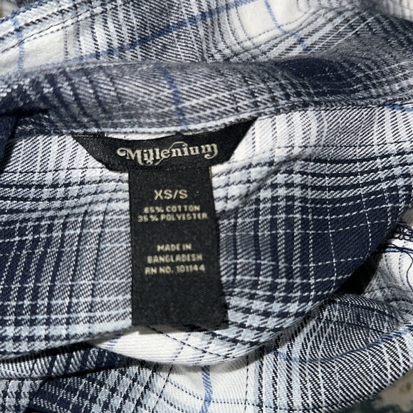 Millenium blue Plaid Button-Up Shirt size xsmall/small - Picture 5 of 6